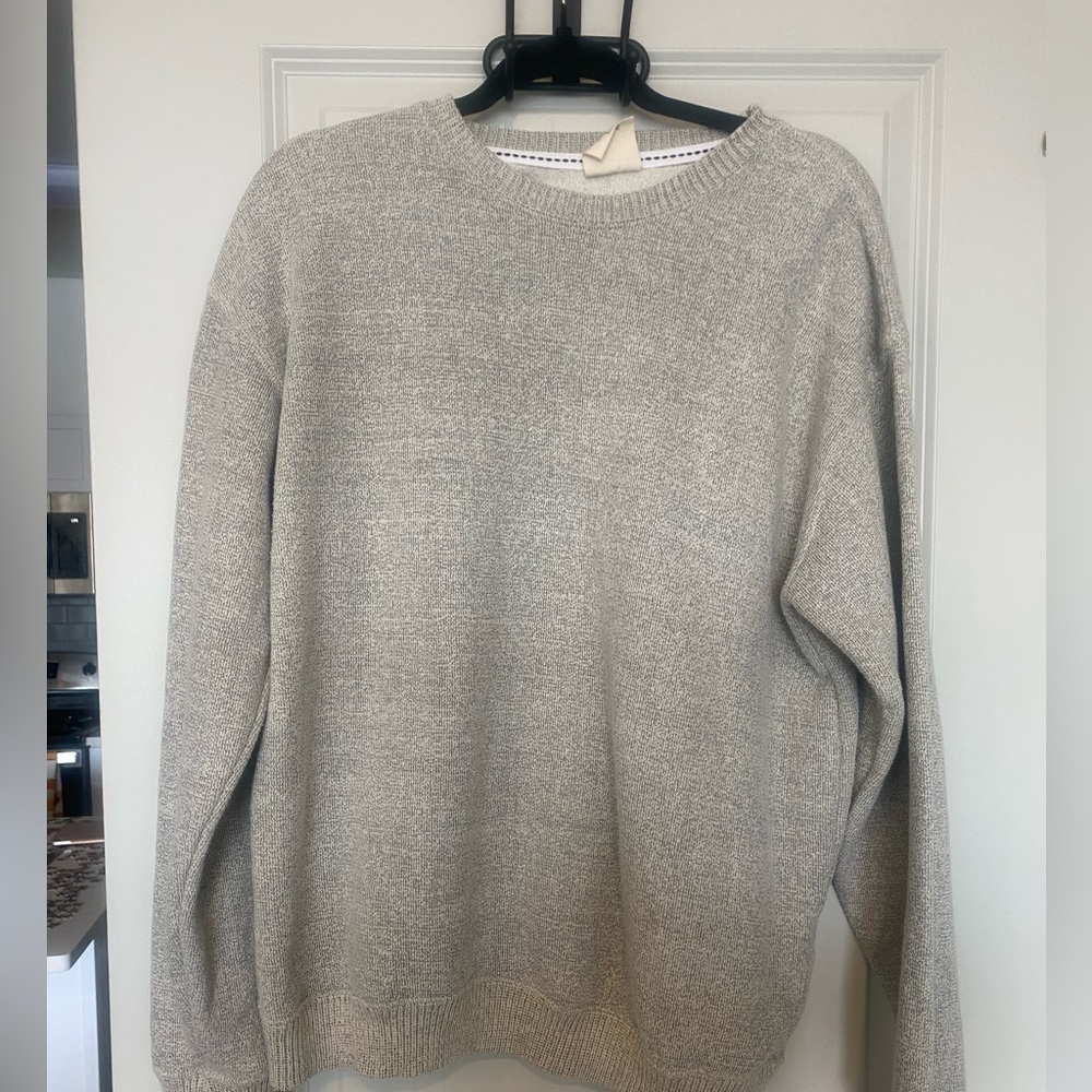 Grey crew neck sweater